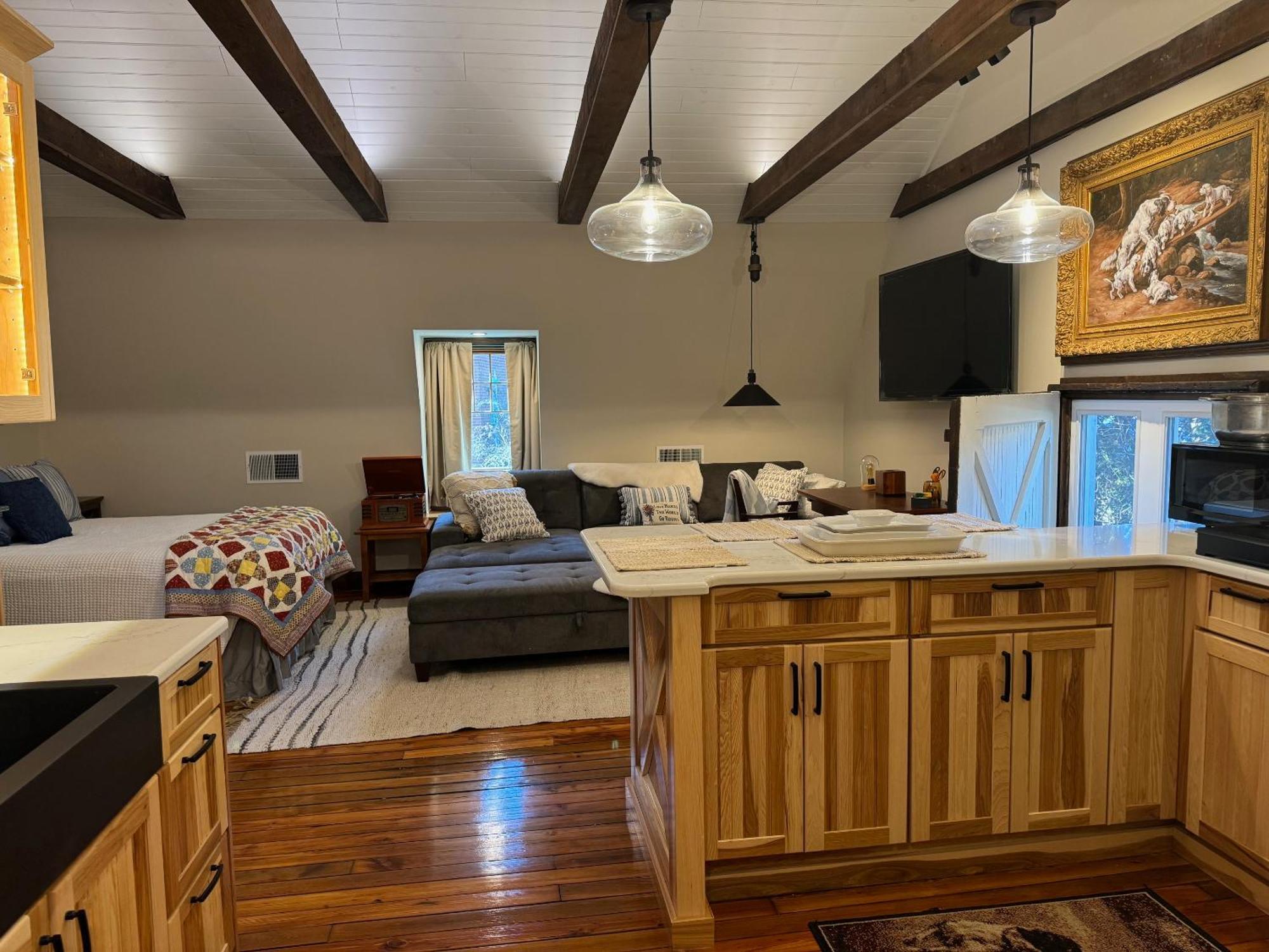 South Broadway Manor B&B - Near Fallingwater, Ohiopyle State Park, Hiking & Biking Trails Gap Scottdale Екстериор снимка