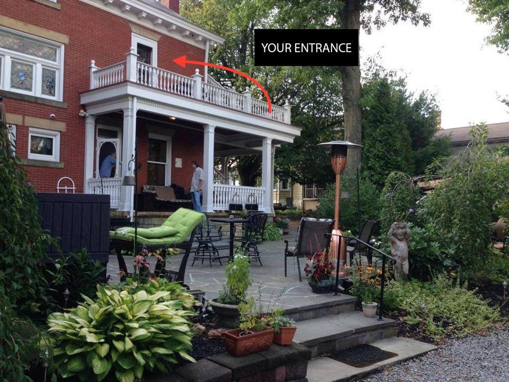 South Broadway Manor B&B - Near Fallingwater, Ohiopyle State Park, Hiking & Biking Trails Gap Scottdale Екстериор снимка
